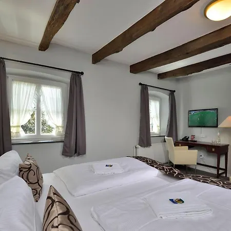 Hotel Gut Funkenhof 3*