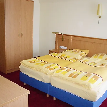 Gut Funkenhof 호텔 순데름