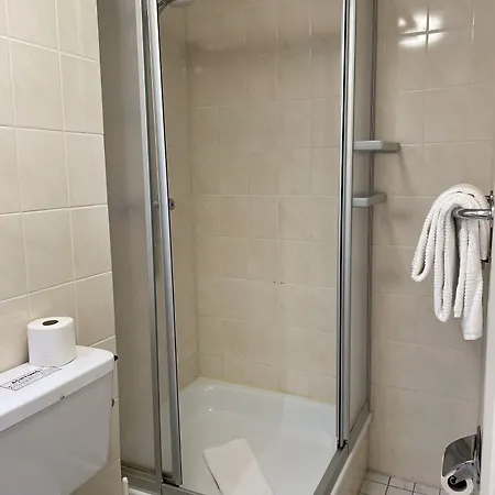 Gut Funkenhof 호텔 순데름